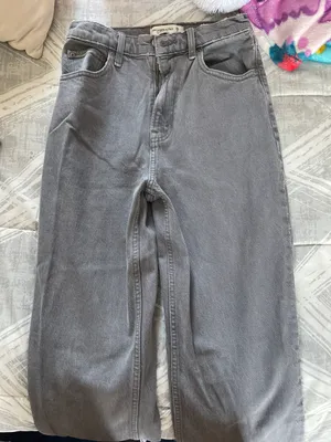 Jeans thumbnail 3