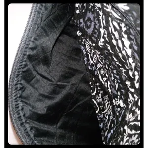 Vera Bradley Diaper Bag Women Large Black White Paisley Quilted Tote thumbnail 4