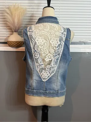 Maurices Lace Back Denim Vest Sleeveless Jean Jacket Boho Festival Y2K Size 0 thumbnail 7