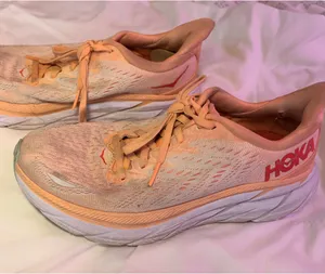 Women’s Hoka Clifton 8 Running Shoes Women’s 7.5 Pink/Peach thumbnail 1