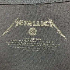 Metallica distressed Tshirt size one size  thumbnail 4
