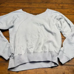 PINK‎ Victoria's Secret Love Pink Light Blue Crewneck Sweatshirt Women's thumbnail 4