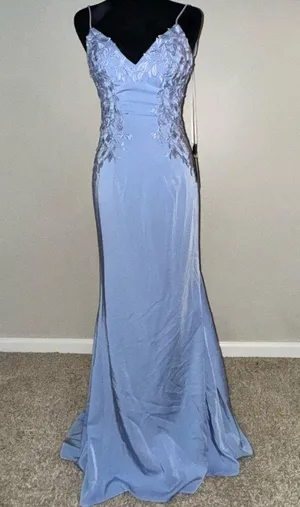 Faviana Lace Applique V Neck Prom Dress With Lace Up Back thumbnail 3
