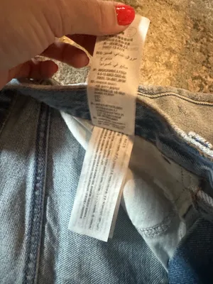 Abercrombie Mid-Rise Boyfriend Shorts thumbnail 3