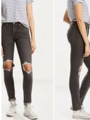 Levi's 721 High Waisted Distressed Black Jeans Sz 28 thumbnail 2