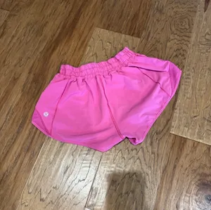 Lululemon Sonic Pink Hotty Hot Shorts thumbnail 3