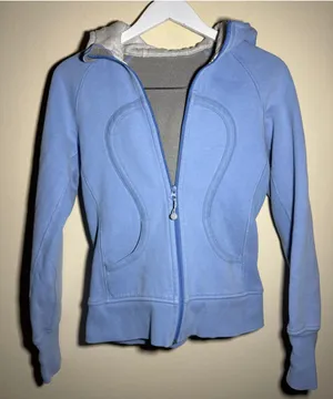 Women's Lululemon Scuba Hoodie Size 6 Baby Blue thumbnail 1