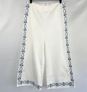 New Foxiedox Embroidered Cropped Pants Spellgirl Culottes White Blue Size Medium thumbnail 6