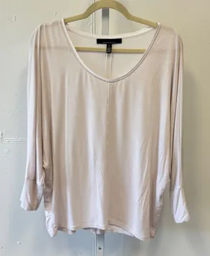 White House Black Market Nude Pink Dolman Sleeve Scoop Neck Chain Trim Top Med thumbnail 1