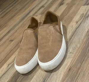 UGG Platform Shoes thumbnail 2
