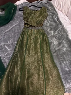 Green Gold Three-Piece Traditional South Asian Attire thumbnail 6