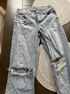 American Eagle Jeans thumbnail 1