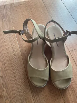 Tommy Bahama Sandals Shoes thumbnail 7