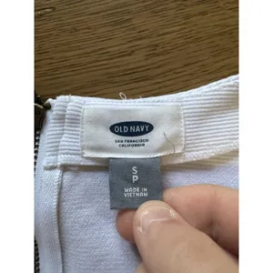 Old Navy Womens Sweater‎ Size Small White Long Sleeve Back Zipper Preppy City thumbnail 3