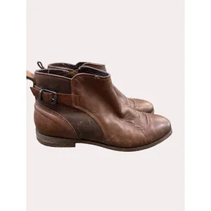UGG Australia women’s leather brown boots size 8 SKU 6171 thumbnail 4