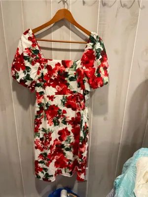 Cute Red floral puff sleeve smock back NWT Julia Jordan dress festive fiesta thumbnail 6