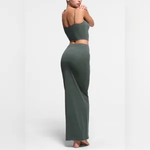 - Skims Fits (B17) Everybody Long Maxi Skirt Deep Sea Gray large NWT thumbnail 3