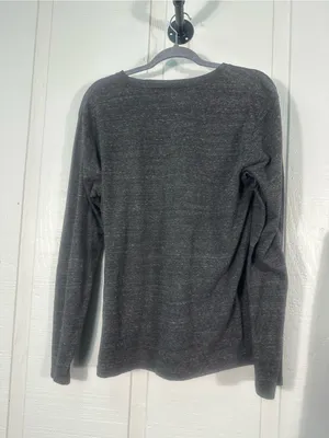 Obey Gray Long Sleeve Tshirt Size Medium EUC thumbnail 7