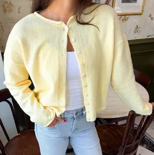 Boutique Ruby Button-Up Cardigan thumbnail 1