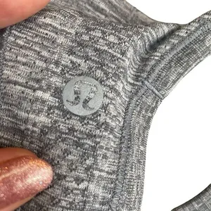 Lululemon Swiftly Tech Racerback Tank Size 4 Light Gray Marl Fitted Sporty‎ Gym thumbnail 6