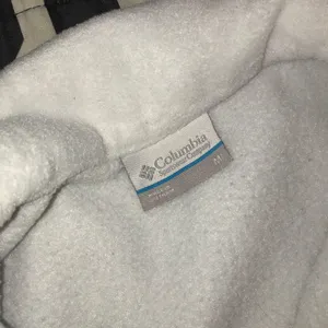 Columbia vest thumbnail 2