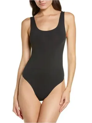 SKIMS Soft Smoothing Seamless Thong Bodysuit in Onyx Black Size X-Small thumbnail 1
