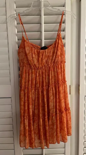 Dress Size M thumbnail 1