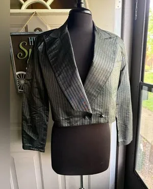 Vintage Cassidy silk pinstripe cropped button bolero jacket, size 6 thumbnail 1
