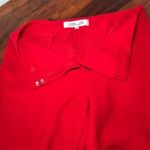 Diane Von Furstenberg Women's Red Dress Pants Size 0‎ Straight Leg thumbnail 2