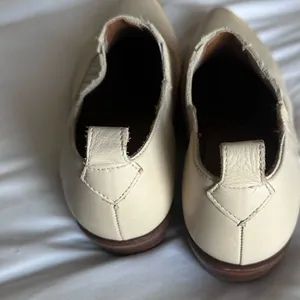 Frye Carson women’s ancle light Cream Leather Boots size 7 thumbnail 5