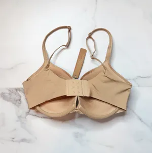 NWT Skims Ultimate Nipple Push-Up Bra thumbnail 4