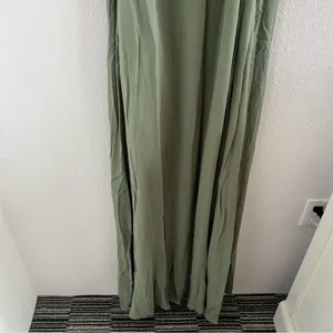 NWT Lulus Much Obliged Wrap Maxi Dress Green Style RD3537A Large thumbnail 10