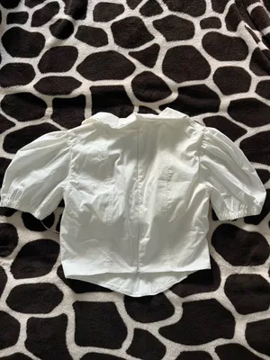 NWOT House of CB Augusta White Pin Tuck Top thumbnail 8
