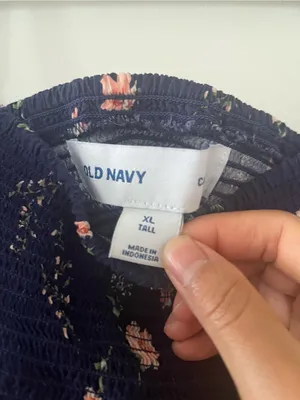 Old Navy Ditsy Floral Smocked Midi Dress XL Tall Navy Blue Pink Cottagecore Sundress thumbnail 4