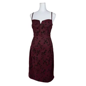 Vintage Y2K La Belle Burgundy & Black Floral Print Sleeveless Bodycon Midi Dress thumbnail 2