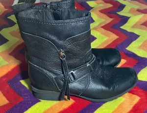 Clarks Black Leather Boots Size 10 thumbnail 1