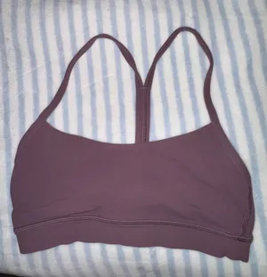 Lulu sports bra thumbnail 1