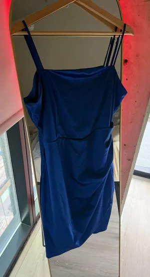 Homecoming dress thumbnail 1