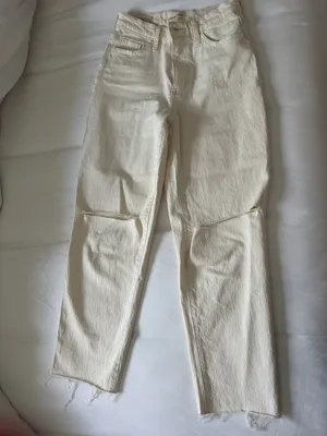 Universal Threads Ivory White Vintage Straight Jean thumbnail 1