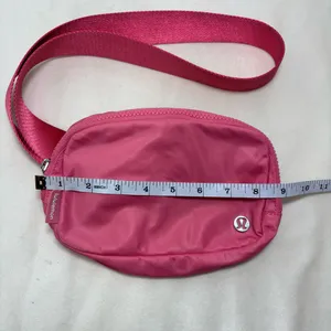 lululemon athletica Pink Everywhere Belt‎ Bag thumbnail 8