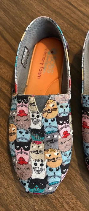BOBS by Skechers 6.5 Cats Scratch Party Print Slip On Shoes Flats thumbnail 1