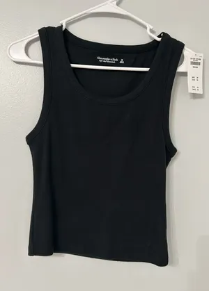 Abercrombie Top thumbnail 1
