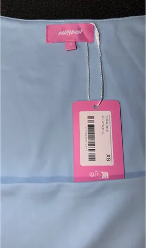 Edikted Long Sleeve Top light blue thumbnail 2