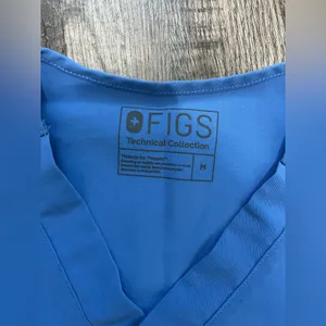 FIGS Fig Scrub Top thumbnail 3