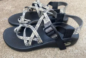 Chacos Women  Size 8 thumbnail 2