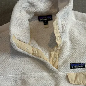 Patagonia Re-Tool Snap-T Pullover Womens Medium Cream White Fleece 25442 thumbnail 7