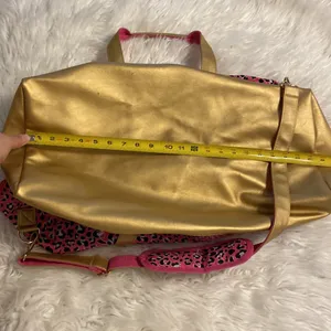Simply Southern Weekender Bag excellent condition pink , gold and black high 13” thumbnail 8