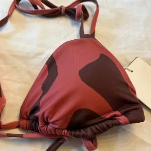 New Vitamin A Bikini Swim Top Tropical Pink Size Small thumbnail 2