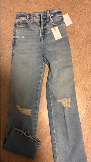 Good American Jeans High-Rise Good Curve Straight thumbnail 4