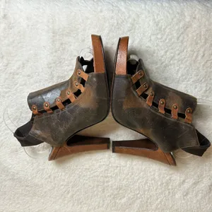 Donald J Pliner Heels Womens 10 Saddle Vishad Open Toe Distressed Leather‎ thumbnail 5
